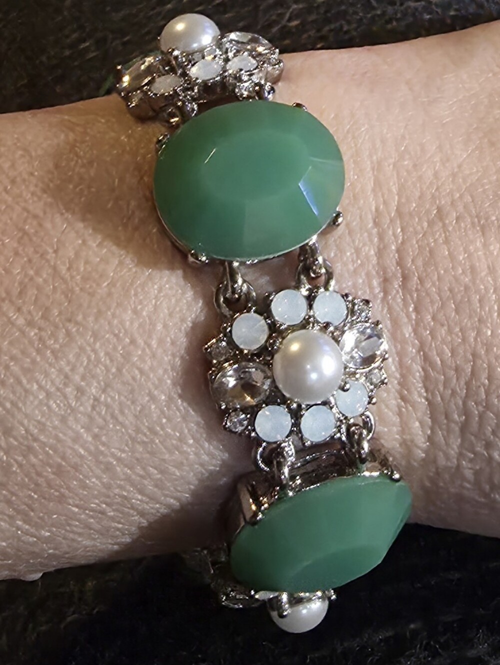 Green Gem and Pearl Cluster Bracelet